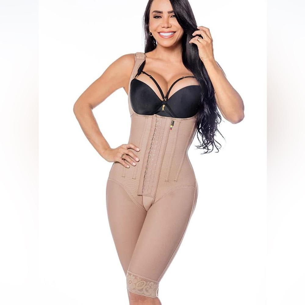 NEW FAJA by Fajas Gama Alta 
Very limited sizes 
Our ultimate Stage 3 Molding